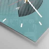 Clock face with lines