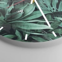 Clock face with lines