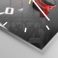 Clock face with lines