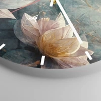 Clock face with lines