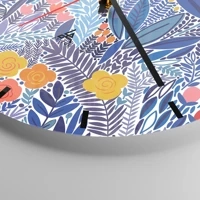 Clock face with lines