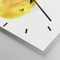 Clock face with lines