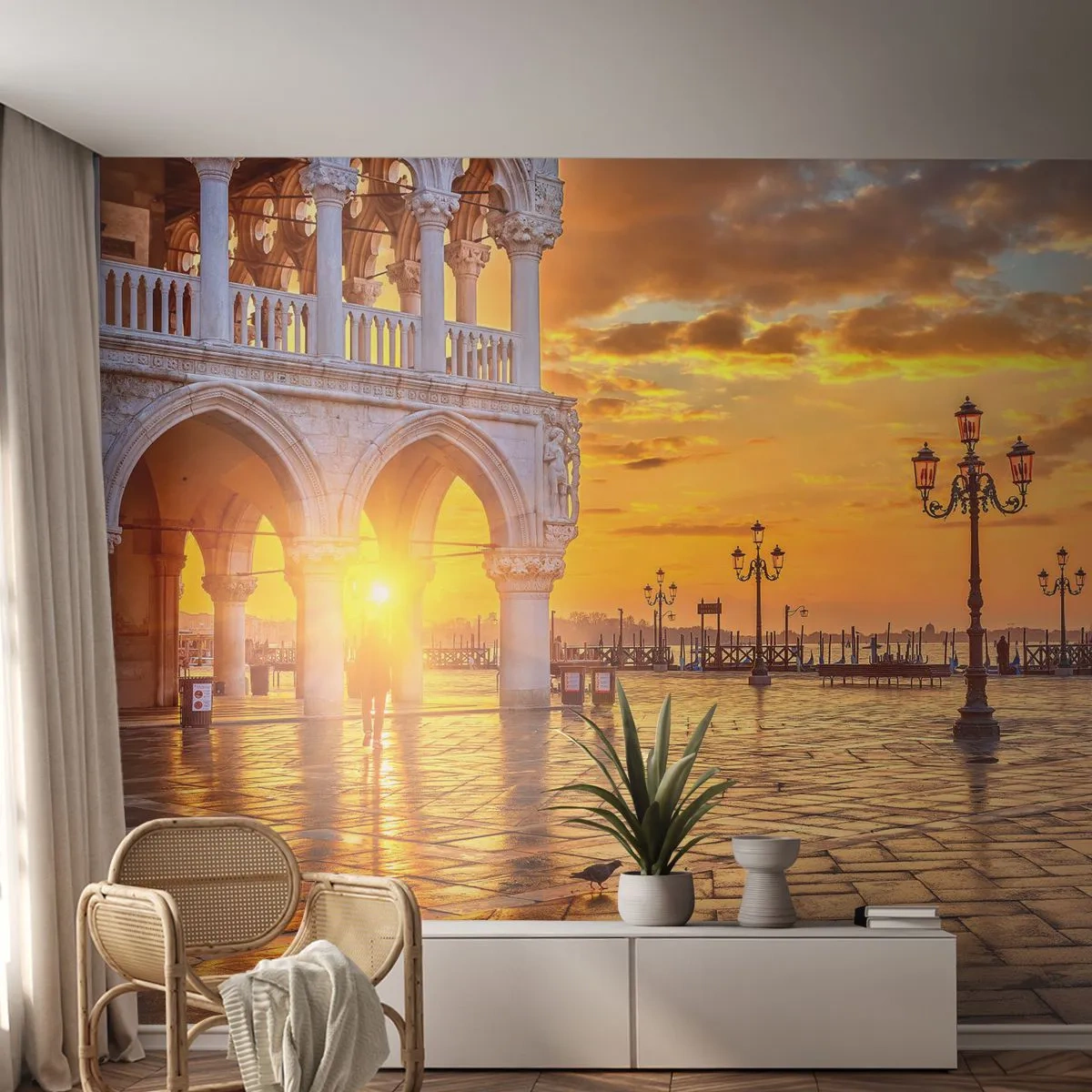 Photo Wallpaper Premium Sand - Where Is Everybody? - City, Venice, Architecture - 100x70 cm