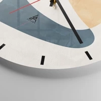 Clock face with lines