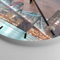 Clock face with lines