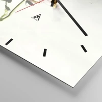 Clock face with lines