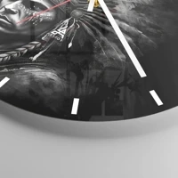 Clock face with lines