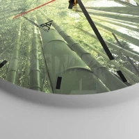 Clock face with lines