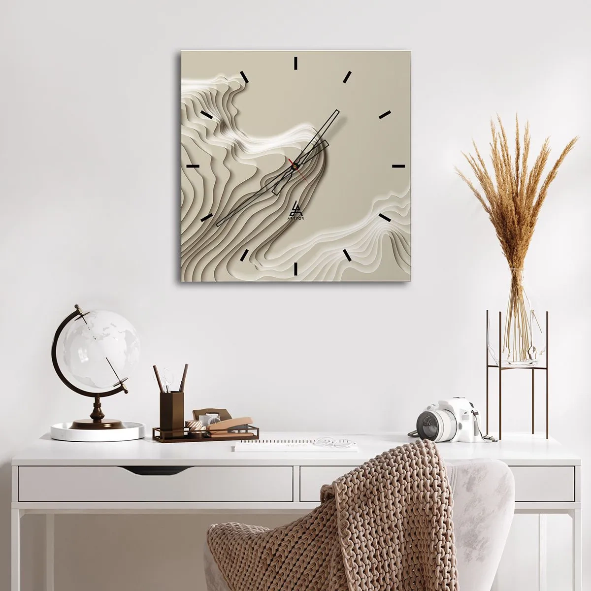 Wall clock - Clock on glass - Topography of Art. - 30x30 cm