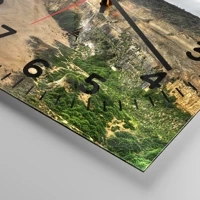 Clock face with numbers