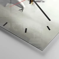 Clock face with lines