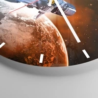 Clock face with lines