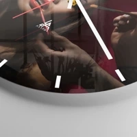 Clock face with lines