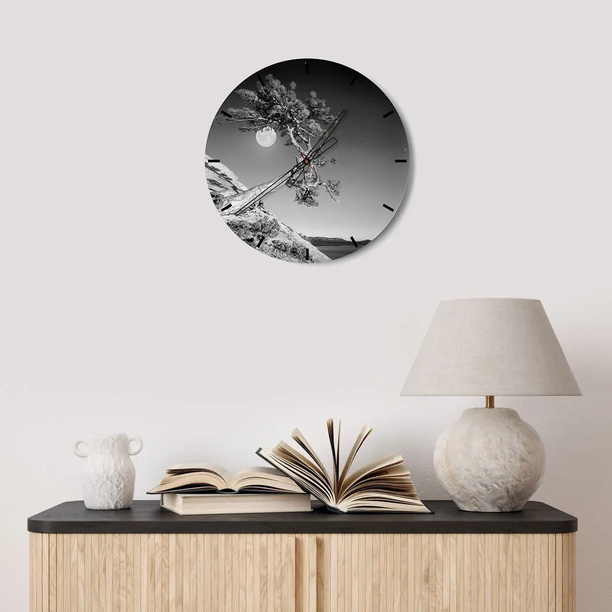 Wall clock - Clock on glass - Winning Warrior - 30x30 cm