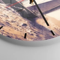 Clock face with lines