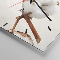 Clock face with lines