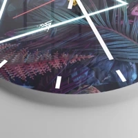 Clock face with lines