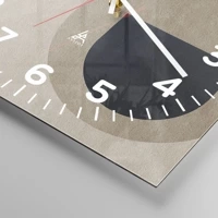 Clock face with numbers