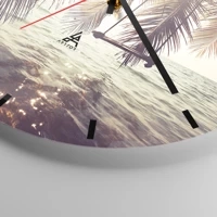 Clock face with lines