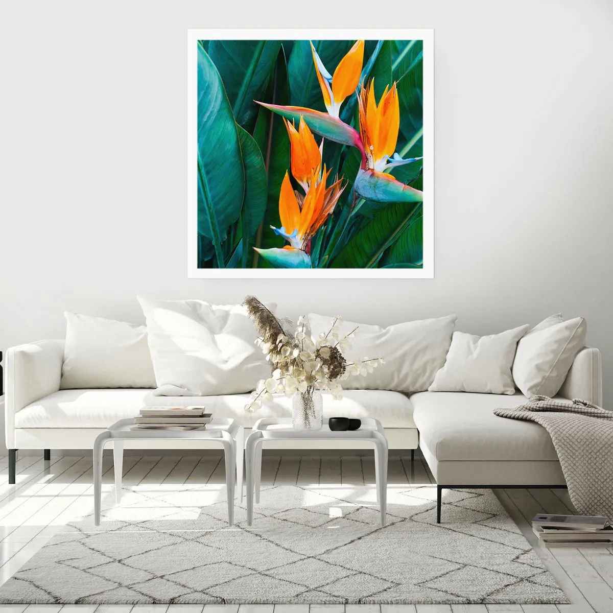 Poster - Is It a Flower or a Bird? - 60x60 cm