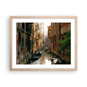 Poster in light oak frame - In a Venetian Alley - 50x40 cm