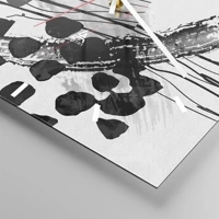 Clock face with lines