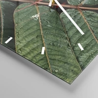 Clock face with lines