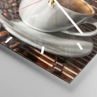 Clock face with lines