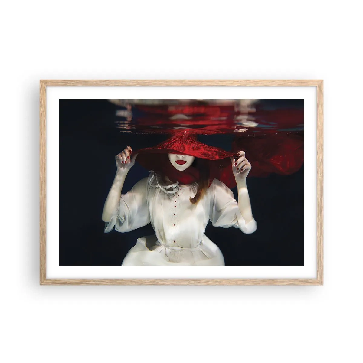 Poster in light oak frame - Mysterious Woman - 70x50 cm