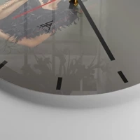 Clock face with lines