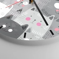 Clock face with lines