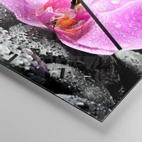 Clock face with lines