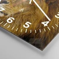 Clock face with numbers