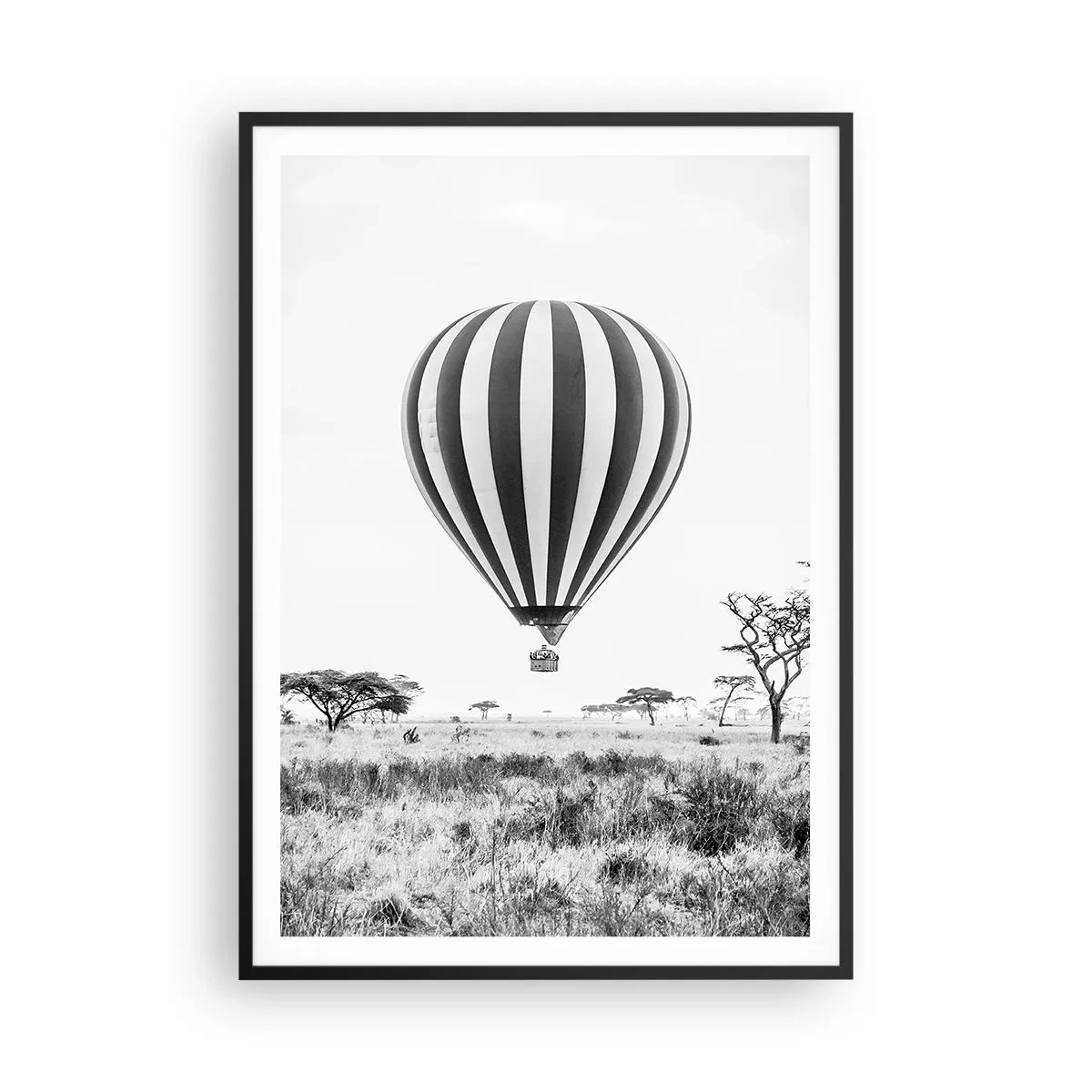 Poster in black frame - Over the Savannah - 70x100 cm