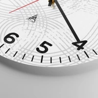 Clock face with numbers