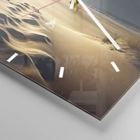 Clock face with lines