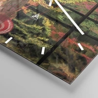 Clock face with lines