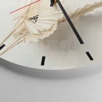 Clock face with lines