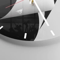 Clock face with lines