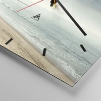 Clock face with lines