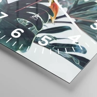 Clock face with numbers