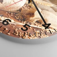 Clock face with numbers