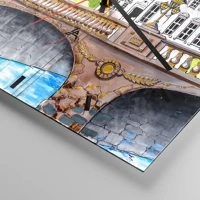 Clock face with lines