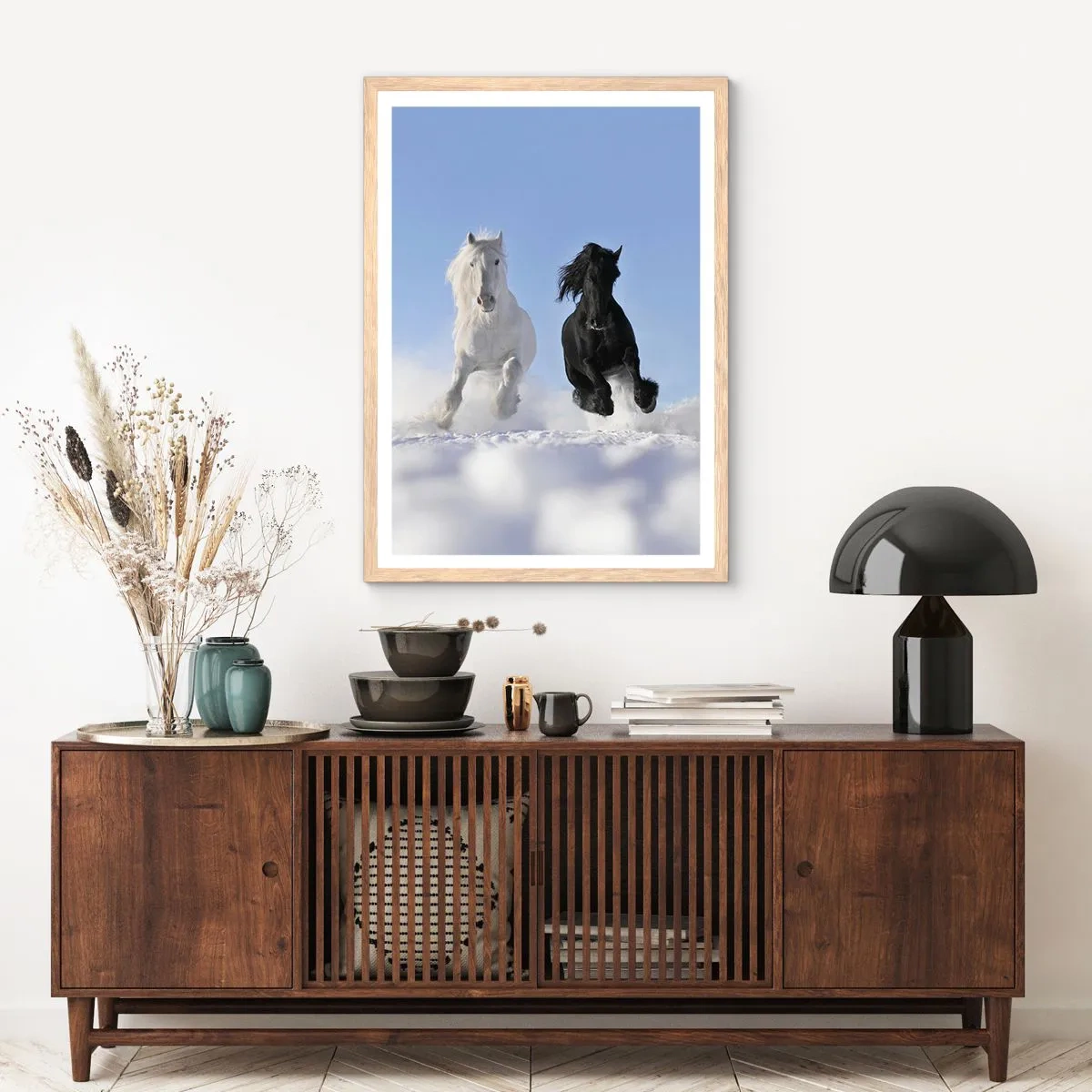 Poster in light oak frame - Black and White Gallop - 50x70 cm
