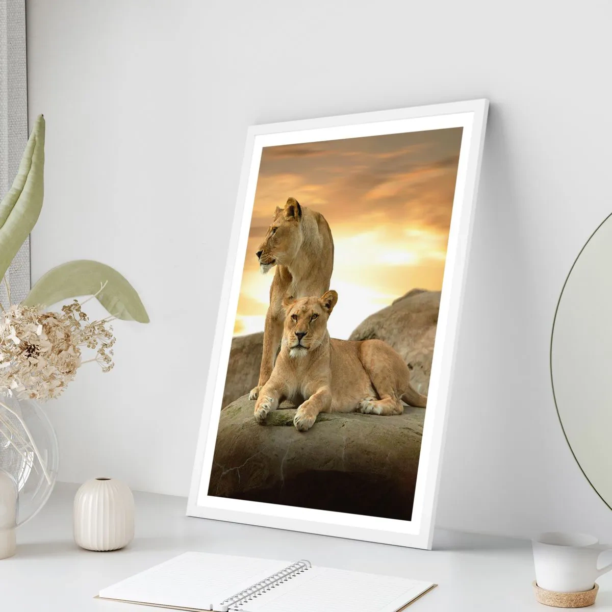 Poster in white frmae - Royal Majesty - 40x50 cm