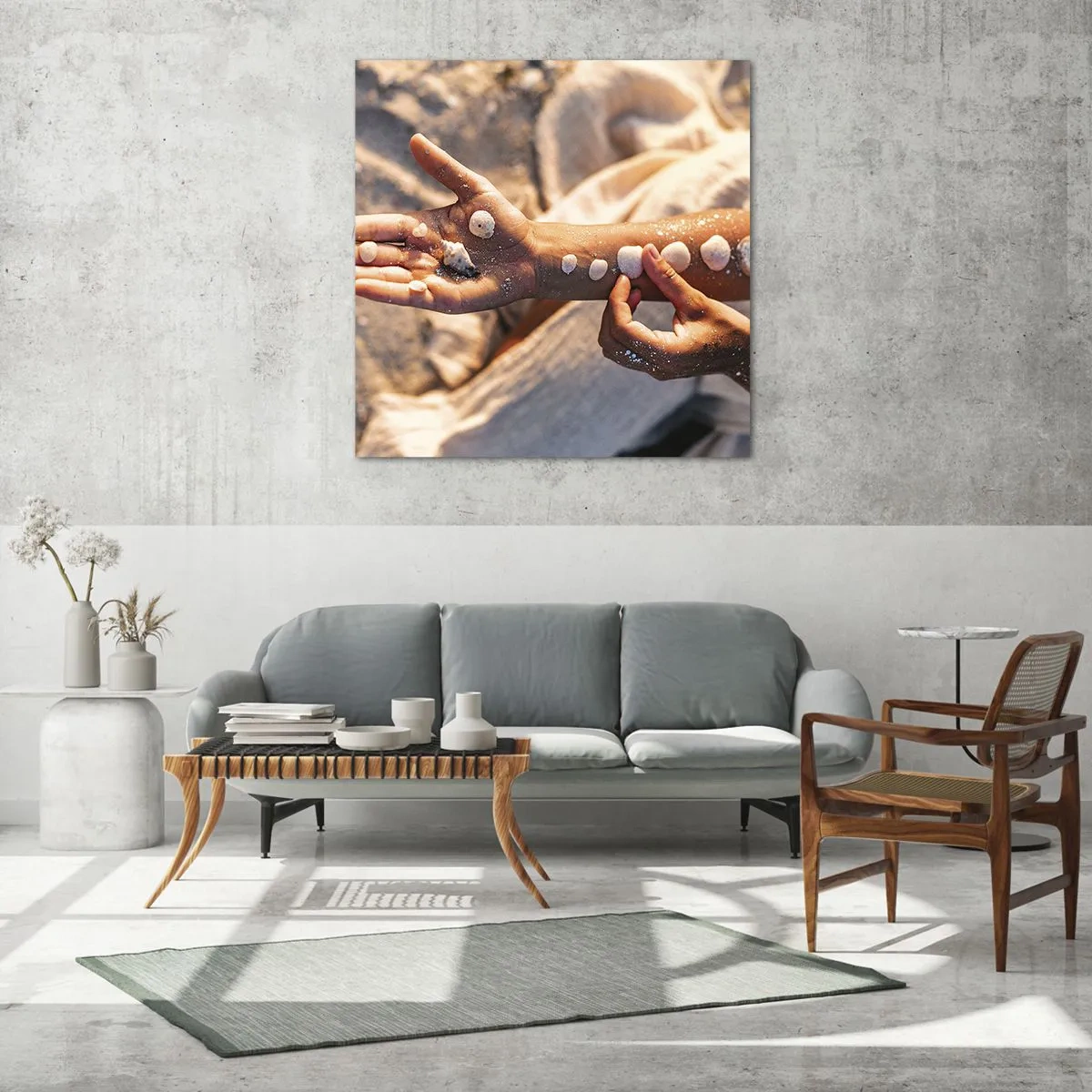 Glass picture - Beauty at Hand - 50x50 cm