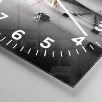 Clock face with numbers