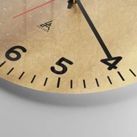 Clock face with numbers