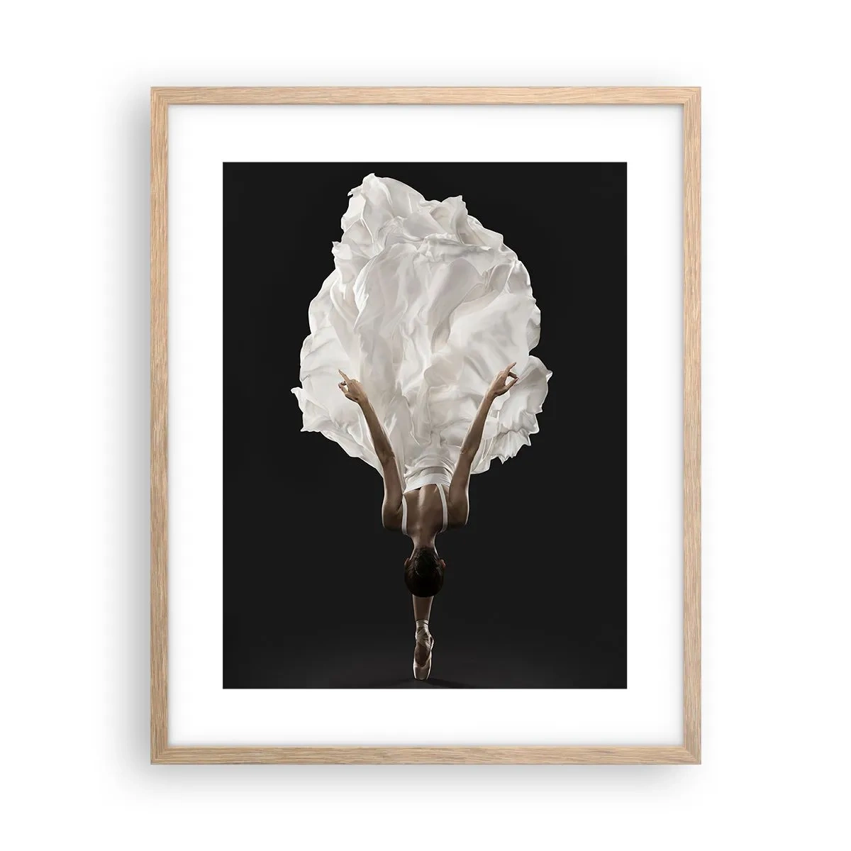 Poster in light oak frame - Amazing Waist - 40x50 cm