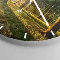 Clock face with lines